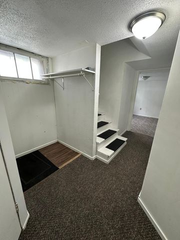 1036 College Street N, Fargo, ND 58102