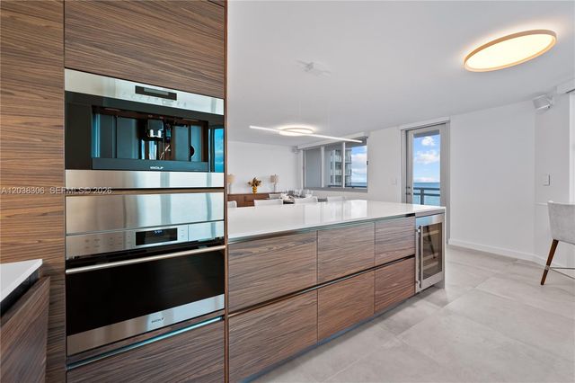 7135 Collins Ave 1216, Miami Beach, FL 33141