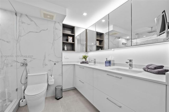 7135 Collins Ave 1216, Miami Beach, FL 33141