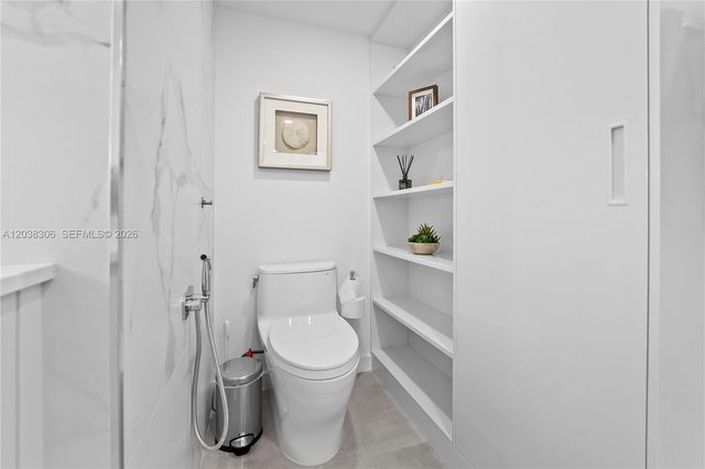 7135 Collins Ave 1216, Miami Beach, FL 33141