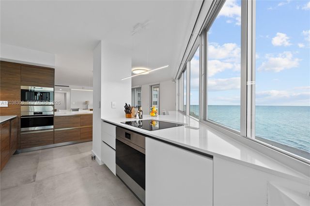 7135 Collins Ave 1216, Miami Beach, FL 33141
