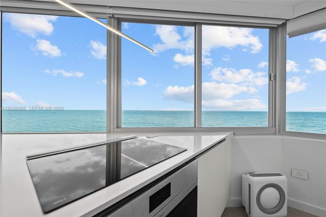 7135 Collins Ave 1216, Miami Beach, FL 33141