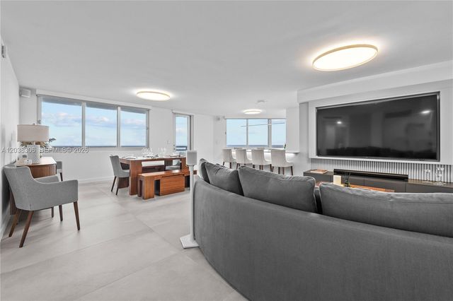 7135 Collins Ave 1216, Miami Beach, FL 33141