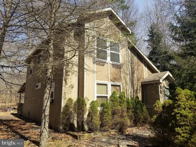 4116 WINONA DR, Pocono Lake, PA 18347
