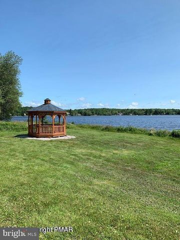4116 WINONA DR, Pocono Lake, PA 18347