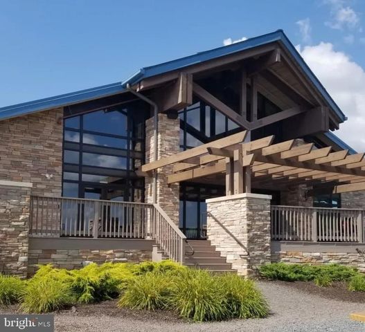 4116 WINONA DR, Pocono Lake, PA 18347