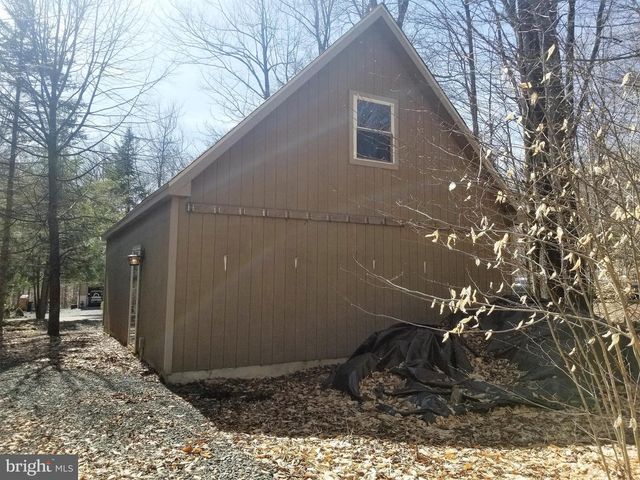 4116 WINONA DR, Pocono Lake, PA 18347