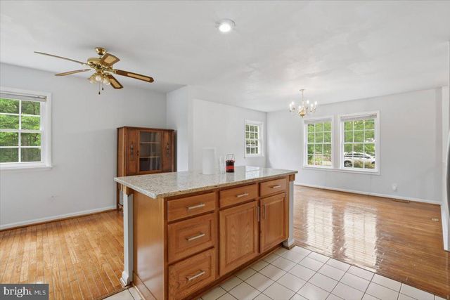 1022 LAKEVIEW DR, Stafford, VA 22556