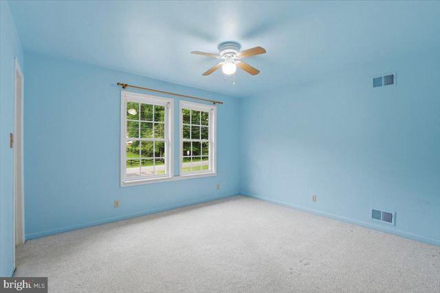 1022 LAKEVIEW DR, Stafford, VA 22556