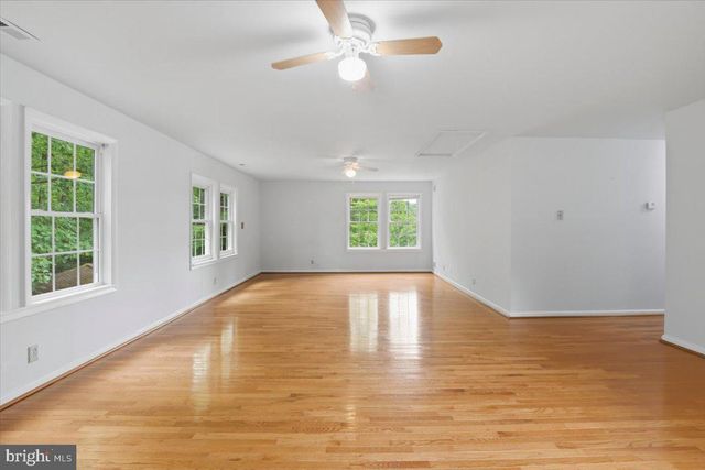 1022 LAKEVIEW DR, Stafford, VA 22556