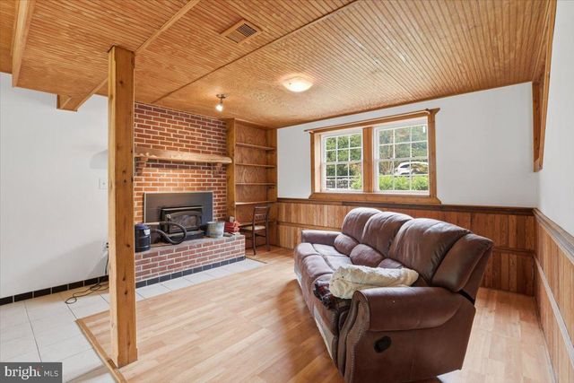 1022 LAKEVIEW DR, Stafford, VA 22556