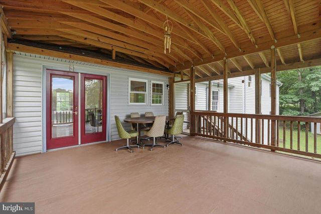 1022 LAKEVIEW DR, Stafford, VA 22556