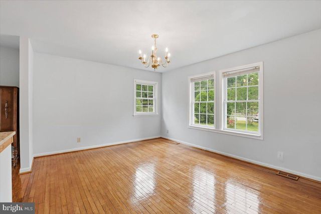 1022 LAKEVIEW DR, Stafford, VA 22556