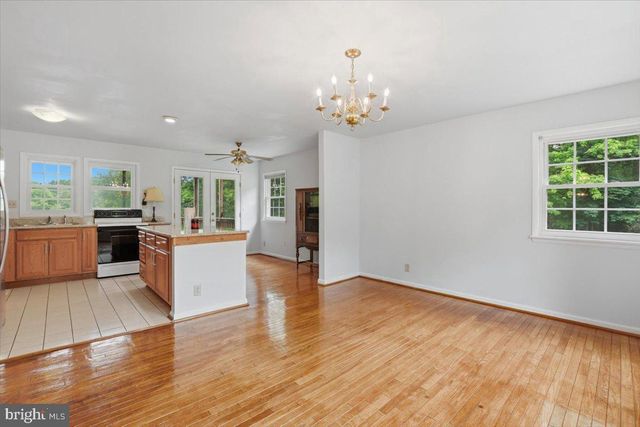 1022 LAKEVIEW DR, Stafford, VA 22556