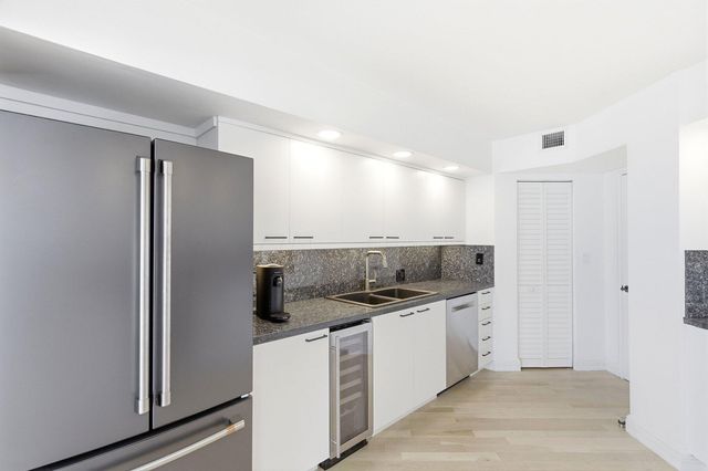 4605 S Ocean Boulevard 7c, Highland Beach, FL 33487