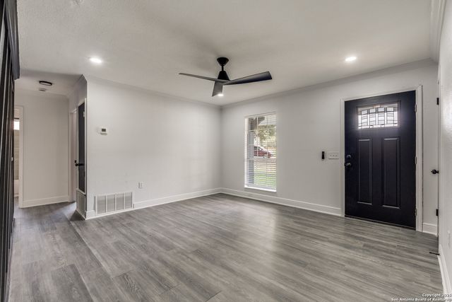 11915 Los Cerros, San Antonio, TX 78233