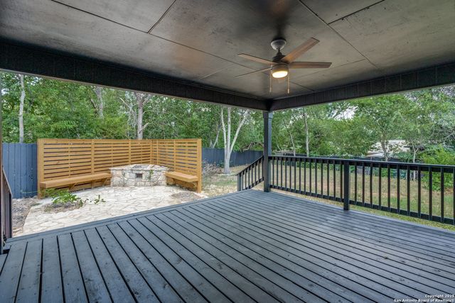 11915 Los Cerros, San Antonio, TX 78233