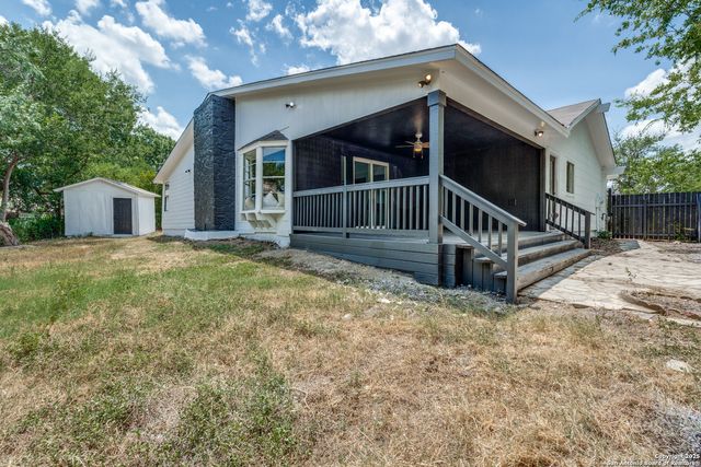 11915 Los Cerros, San Antonio, TX 78233