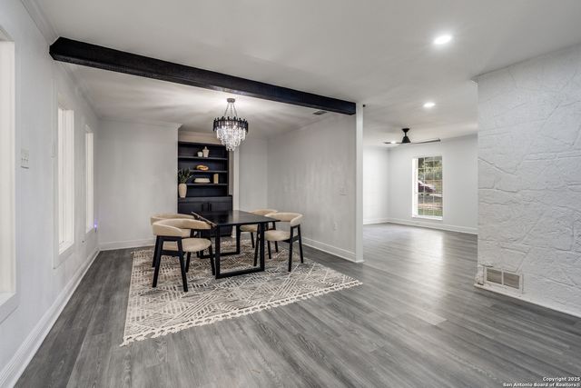 11915 Los Cerros, San Antonio, TX 78233