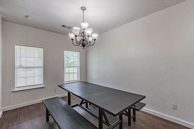204 S Spring Branch Trail, Springtown, TX 76082