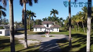 901 SW 121 AVE, Davie, FL 33325