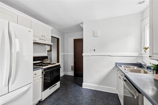 142 West Hickory Street, East Rochester, NY 14445