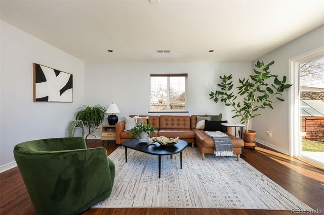 3072 N Adams Street, Denver, CO 80205