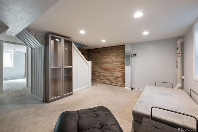 3072 N Adams Street, Denver, CO 80205