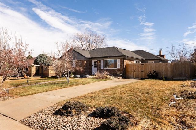 3072 N Adams Street, Denver, CO 80205