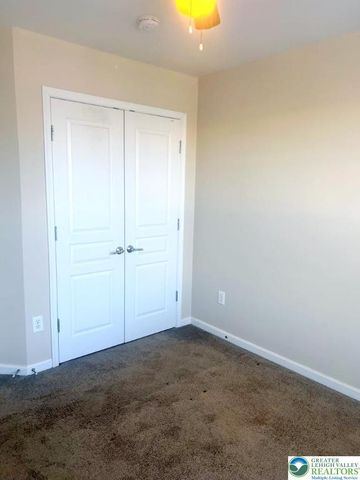 8514 Gateway Road, Upper Macungie Twp, PA 18031