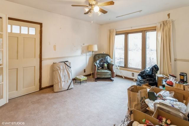 23W233 Cambridge Court, Glen Ellyn, IL 60137
