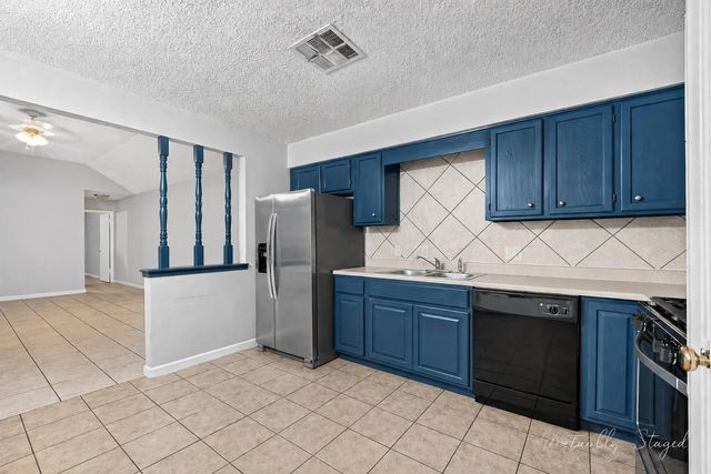 1512 Ammons Street, South Houston, TX 77587