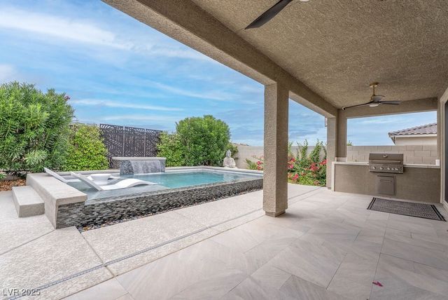 2489 Cingoli Street, Henderson, NV 89044