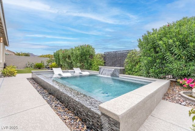 2489 Cingoli Street, Henderson, NV 89044