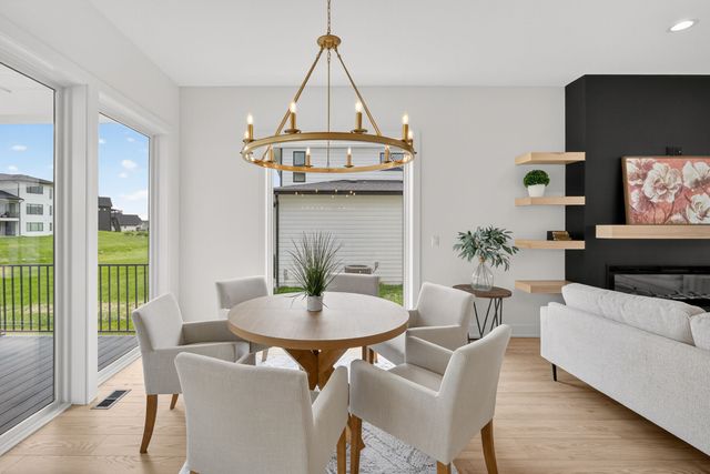 3943 NW 181ST Street, Clive, IA 50325