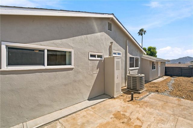 5945 Paramount Drive, Jurupa Valley, CA 92509