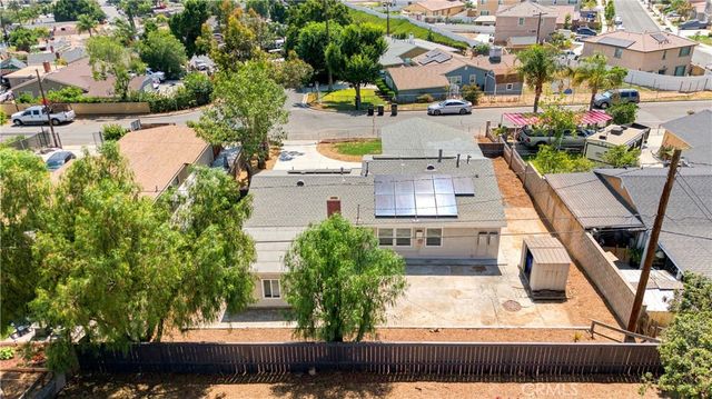 5945 Paramount Drive, Jurupa Valley, CA 92509