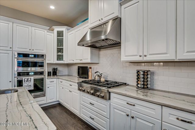 9 Militia Hill Road, Freehold, NJ 07728