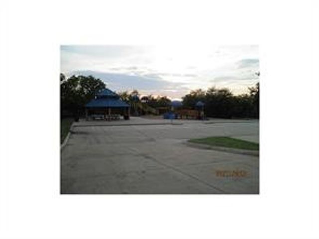 4245 Rustic Ridge Drive, The Colony, TX 75056