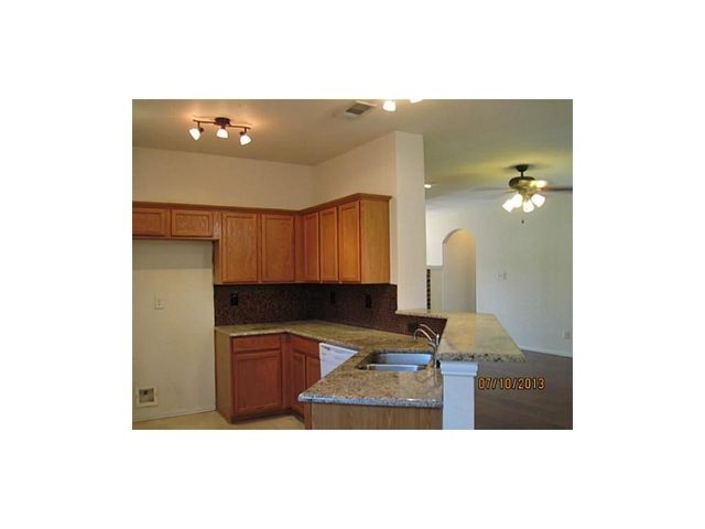 4245 Rustic Ridge Drive, The Colony, TX 75056