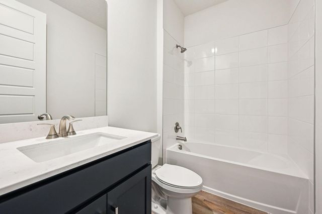 5629 Hampton Park Circle, Vero Beach, FL 32966