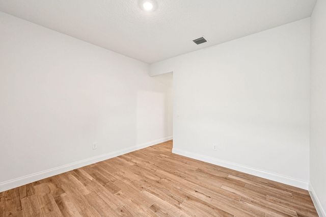 5629 Hampton Park Circle, Vero Beach, FL 32966