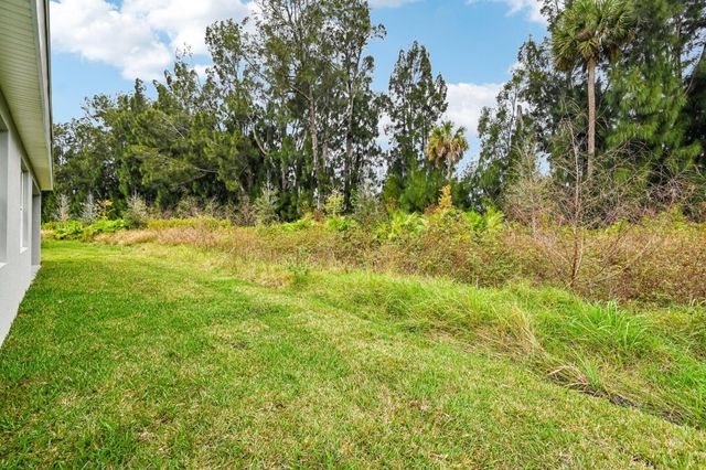 5629 Hampton Park Circle, Vero Beach, FL 32966