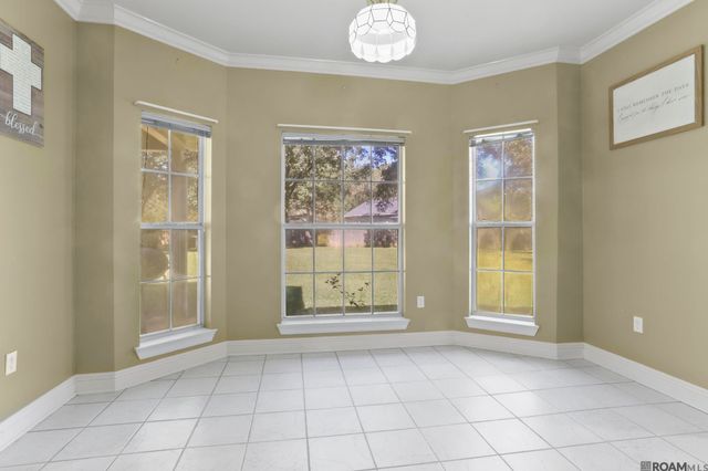 21645 Ligon Rd, Zachary, LA 70791