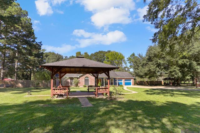 21645 Ligon Rd, Zachary, LA 70791