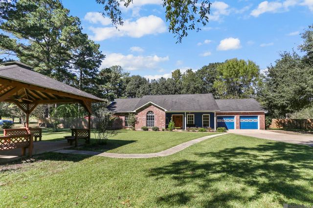 21645 Ligon Rd, Zachary, LA 70791