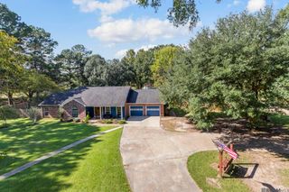 21645 Ligon Rd, Zachary, LA 70791