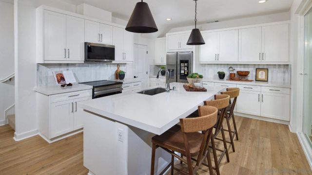 14015 Lilah Lane, San Diego, CA 92128