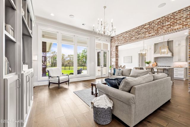 200 Vineyard Row, Lafayette, LA 70508