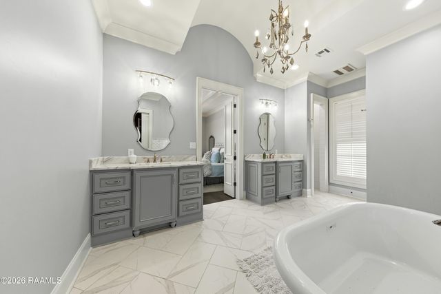 200 Vineyard Row, Lafayette, LA 70508